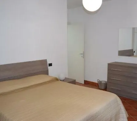 Casa Beppe Lägenhet Follo Alto